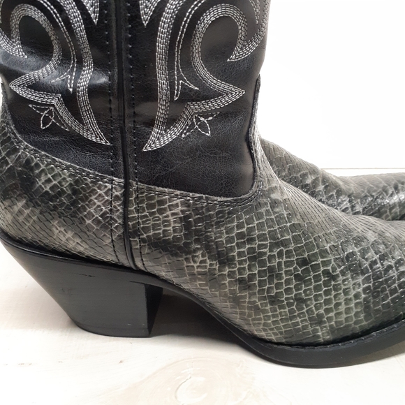 Durango Crush Western Scallop Faux Snake Boots Women's 9.5 M Black - Picture 8 of 10
